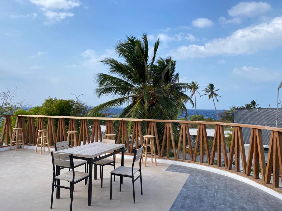 Violet 3* Dharavandhoo