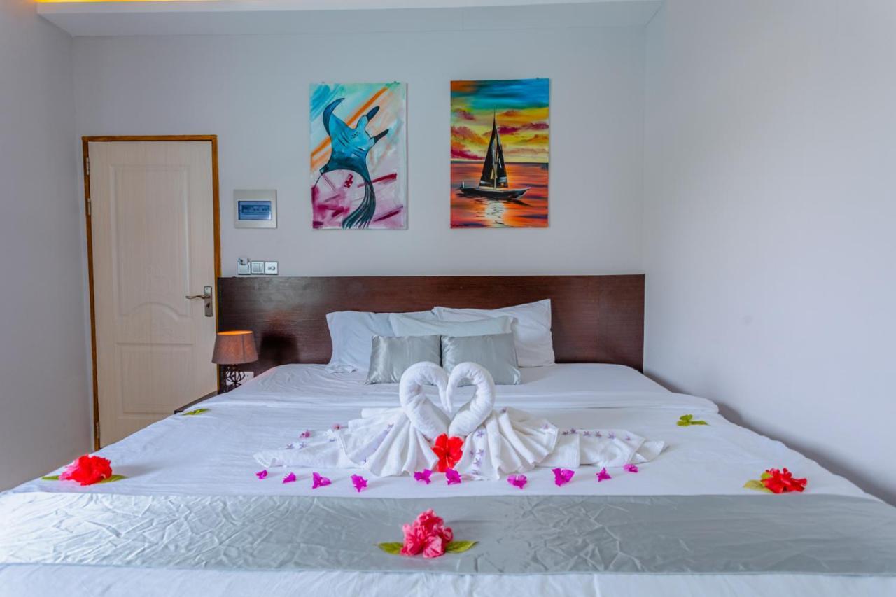 Violet Hotel